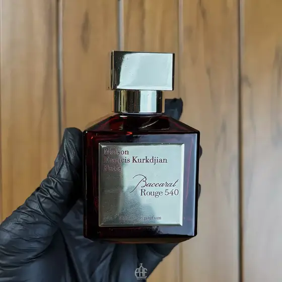 عطر ادکلن میسون فرانسیس کورکجان باکارات رژ 540 اکسترایت د پارفوم 70 میل